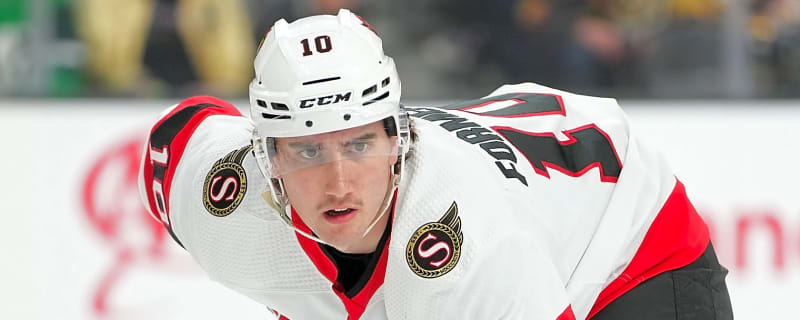Oilers sign Alex Formenton to one-year contract