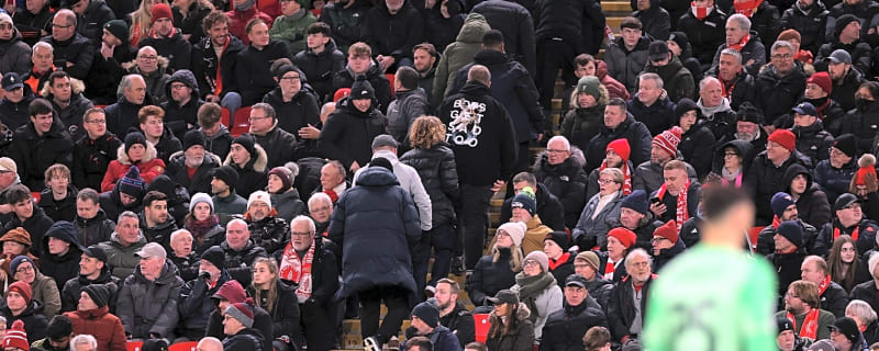 What Steven Gerrard noticed towards end of PSV rout sums up how ‘unstable’ Liverpool have become