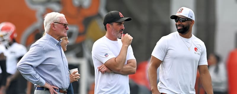 Browns 'absolutely' open to unconventional QB decision