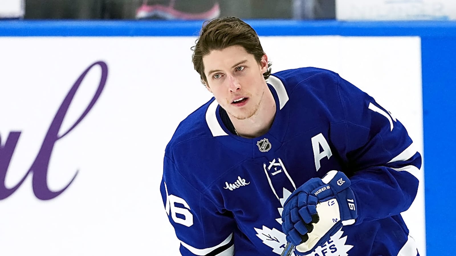 Golden Knights reportedly acquire, extend Mitch Marner