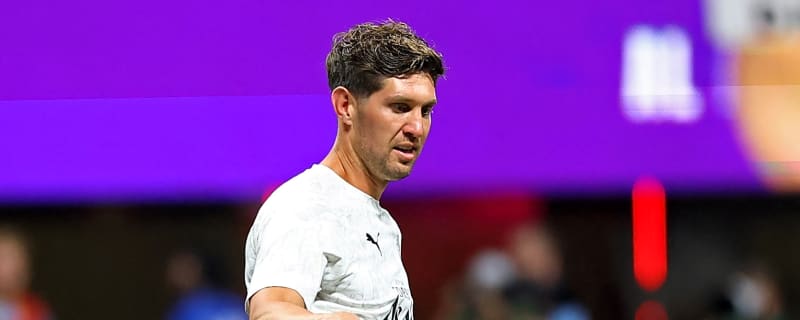 Everton Consider The Signing Of 31-Year-Old Defender: Should The Toffees Prioritise A Veteran?