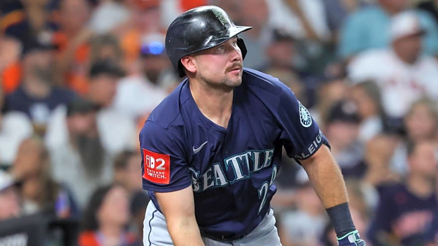 Mariners' Cal Raleigh makes team history vs. Astros