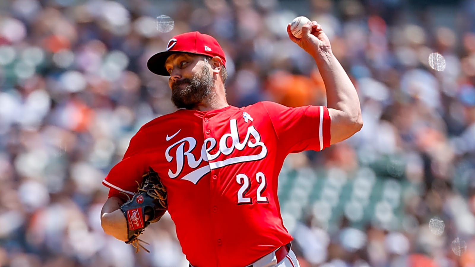 Unnerving injury development unfolding with Reds pitcher