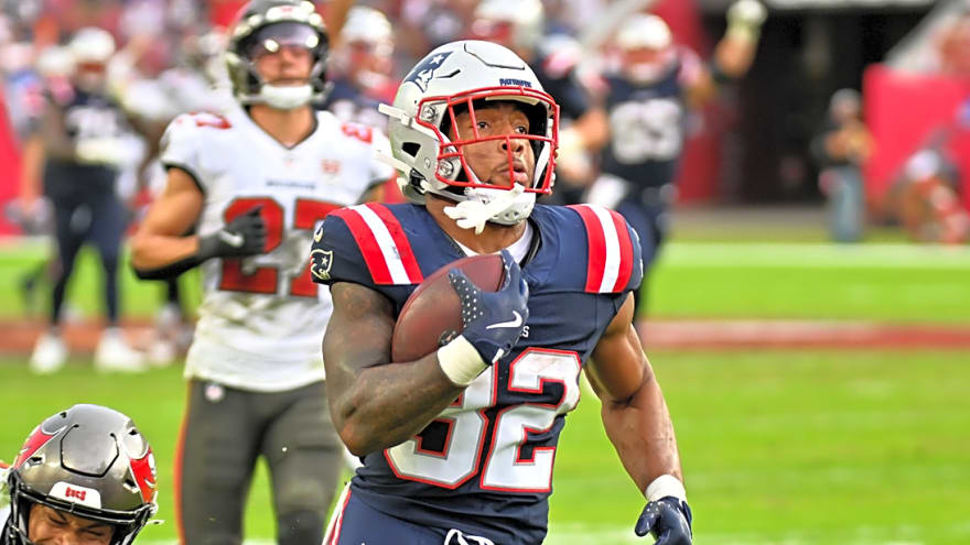 Week 10 fantasy football takeaways: TreVeyon Henderson has arrived