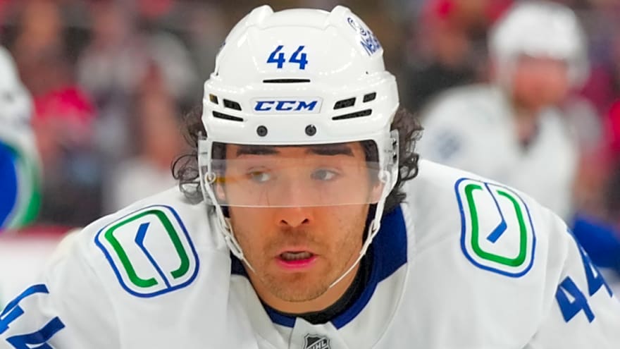 Kiefer Sherwood's Message After Canucks' 4-1 Win Against Islanders