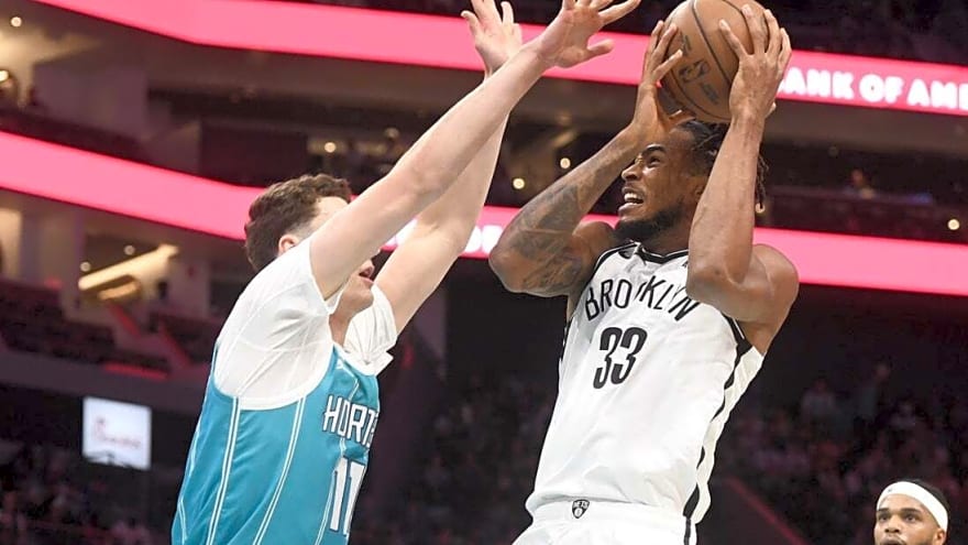 Hot-shooting Hornets overpower Nets in opener
