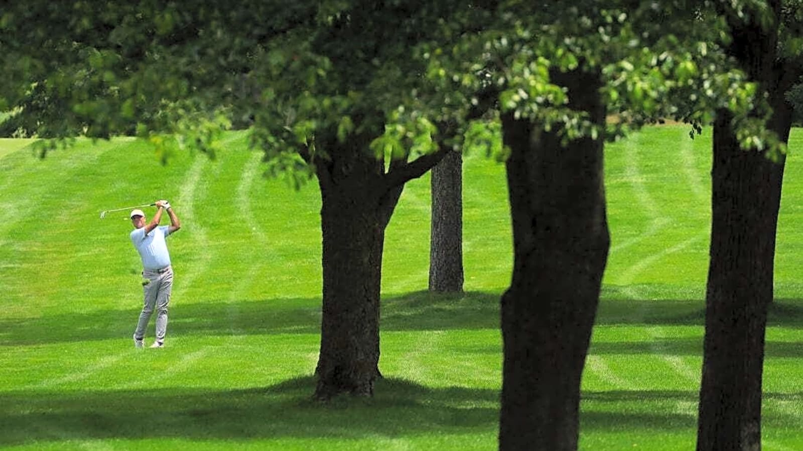 Three share lead at midpoint of U.S. Senior Open