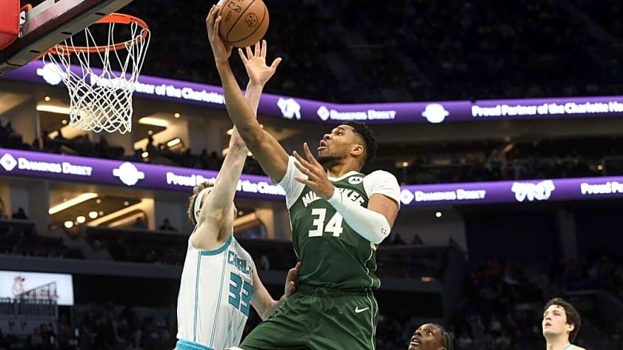 Rolling with Giannis back, Bucks welcome Wizards