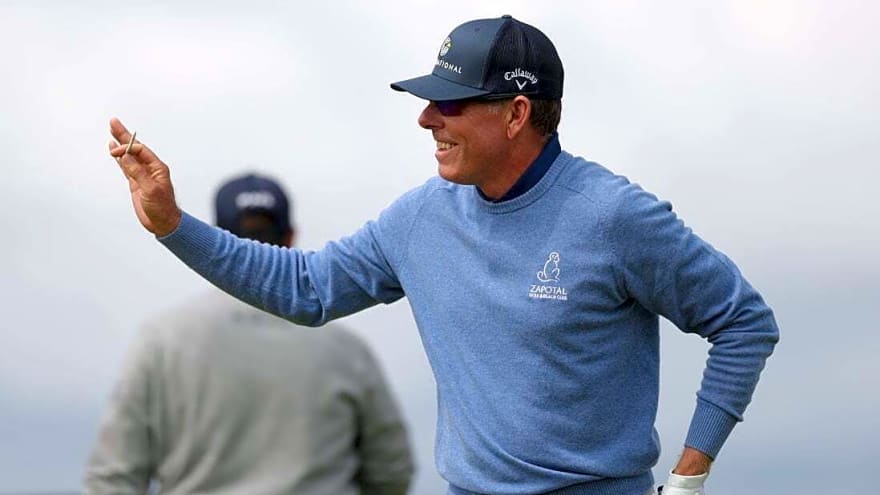 Justin Leonard eagles 18 to win Dominion Energy