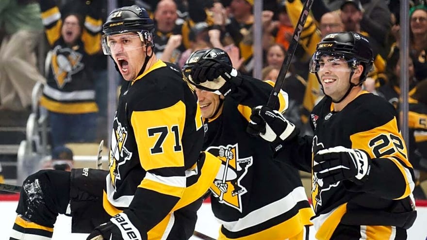 Tommy Novak scores twice as Penguins down Canadiens in OT