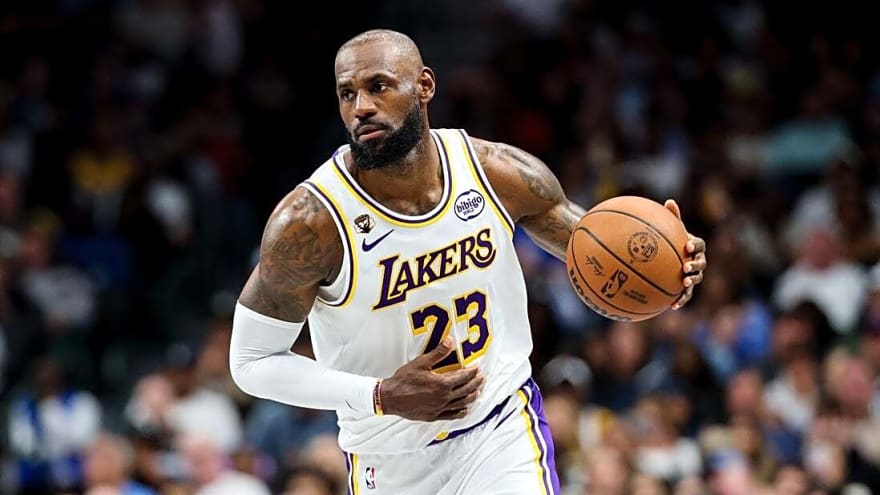 Report: LeBron James to sit, leaving Lakers short-handed vs. Thunder