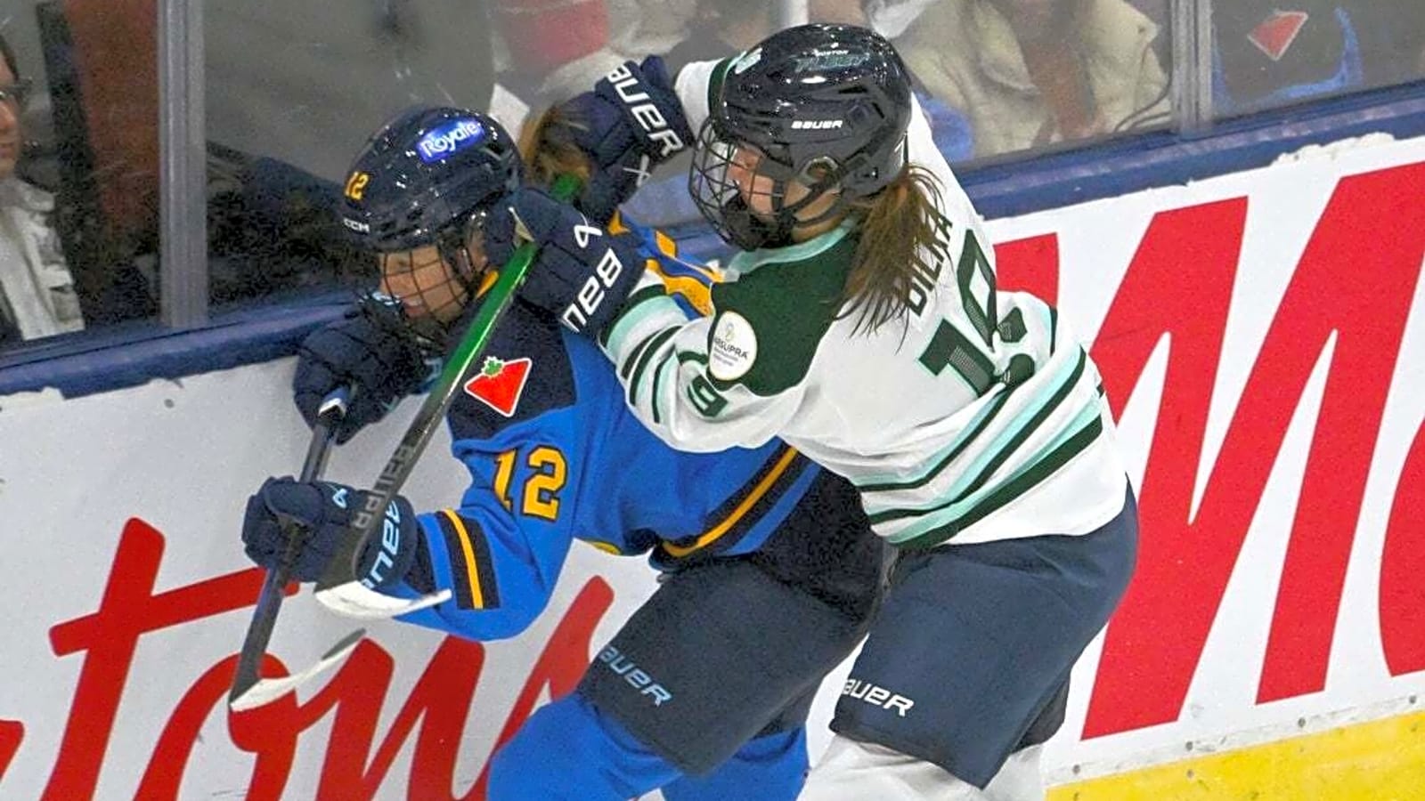 Sceptres place D Allie Munroe (lower body) on LTIR