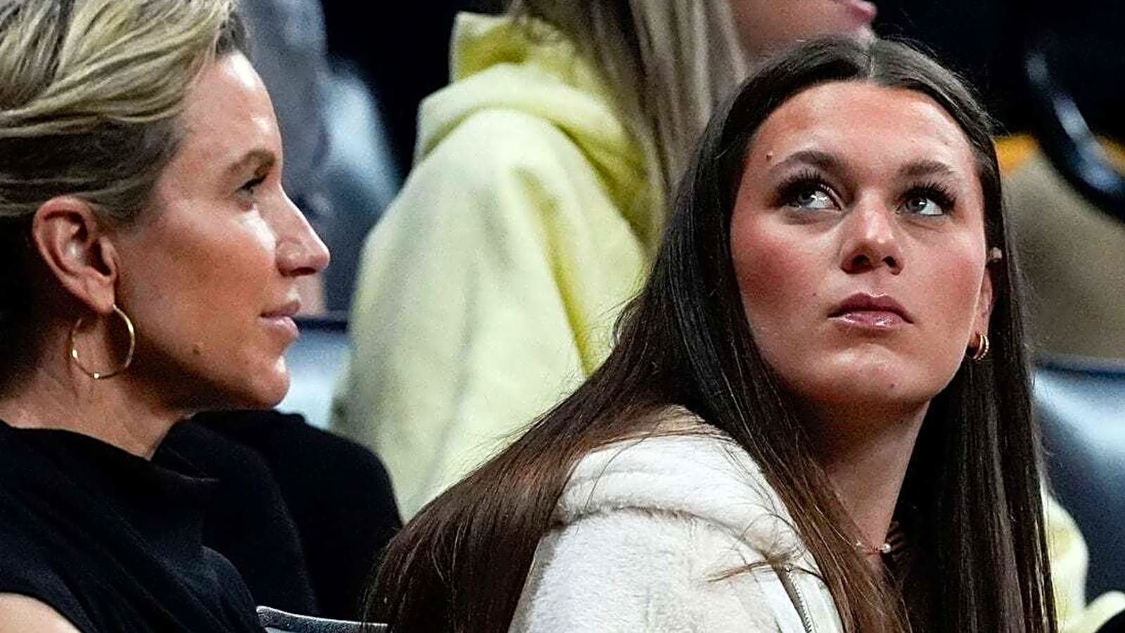 5-star PG Kate Harpring commits to North Carolina