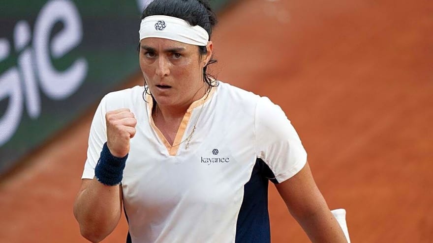 Ons Jabeur announces pregnancy, extends break from tennis