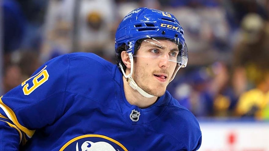 F Peyton Krebs re-signs with Sabres on 4-year, $18M deal