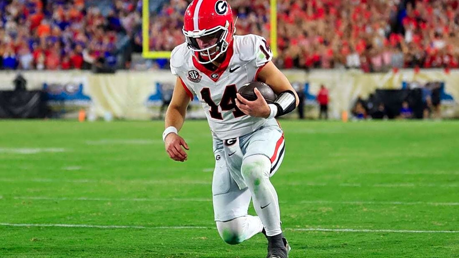 Arch, Gunner center stage in Texas-Georgia SEC showdown in Athens