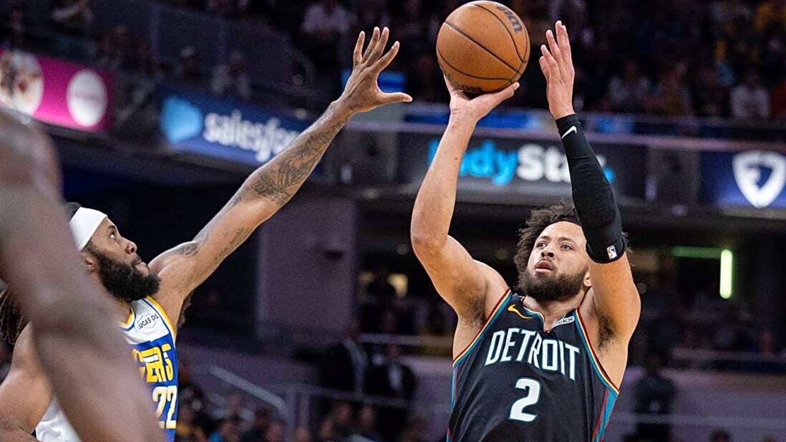 NBA roundup: Pistons top Pacers, tie franchise mark with 13th straight win