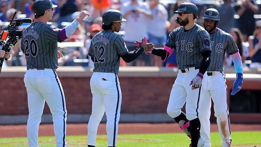 Pete Alonso homers twice to lead Mets over Yankees