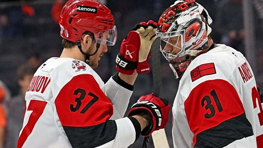 Hurricanes brush off layoff, face speedy Canadiens in Game 1