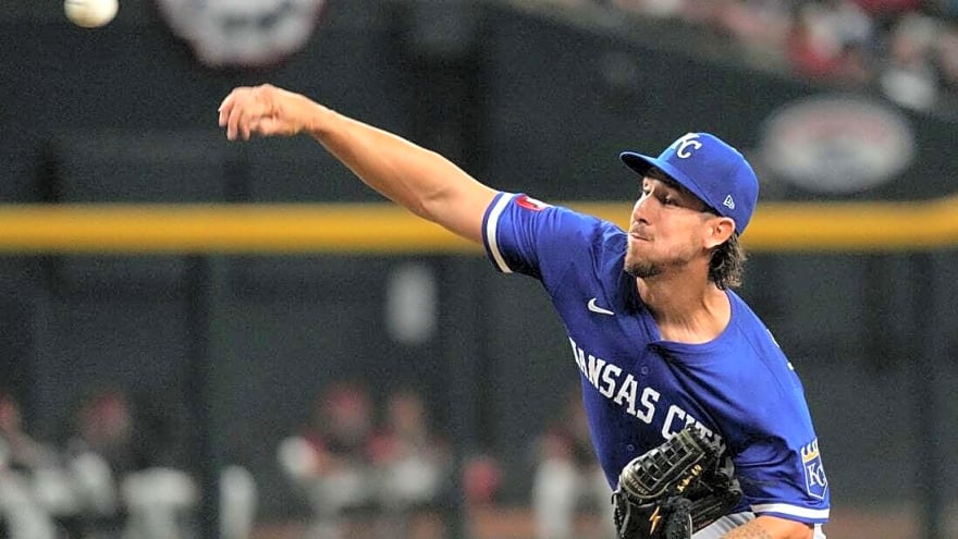 Michael Lorenzen spins gem as Royals blank Diamondbacks