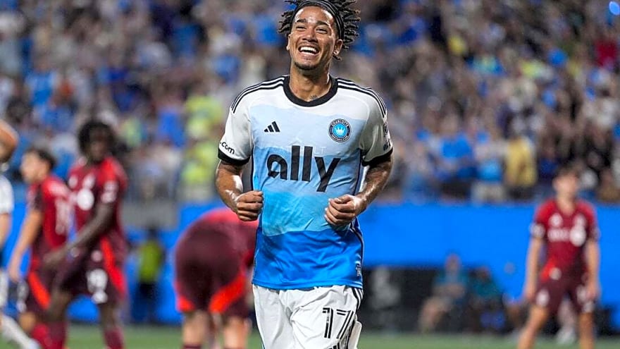 Charlotte signs F Idan Toklomati through 2028-29