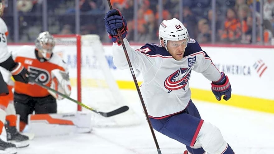 Blue Jackets edge Flyers to seize second in Metropolitan