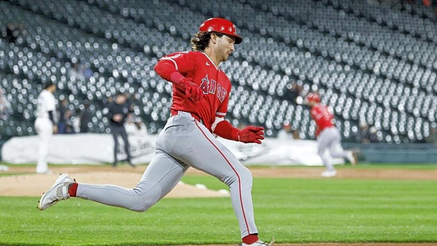 Munetaka Murakami blasts 3-run homer to spark Angels' rally past White Sox