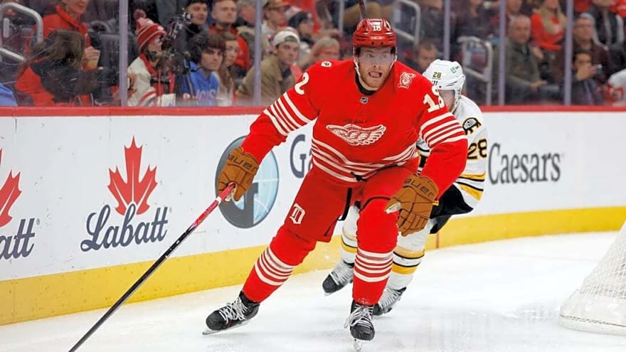 Red Wings open six-game excursion against Blue Jackets