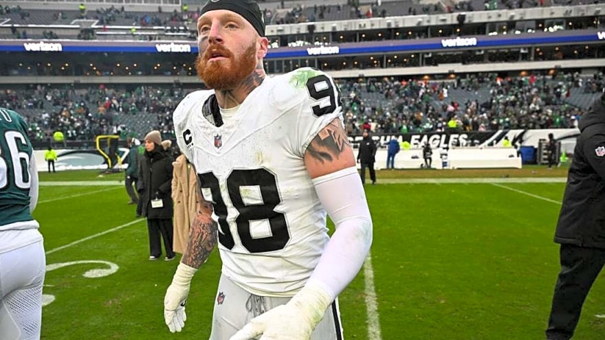 Returned to sender: Maxx Crosby at Raiders' facility, sides mending fences