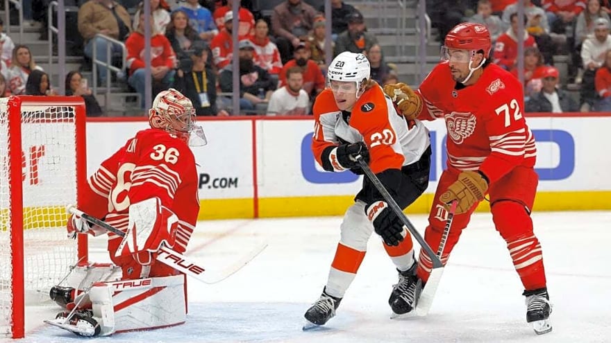 Flyers gain ground on Red Wings as Owen Tippett gets hat trick
