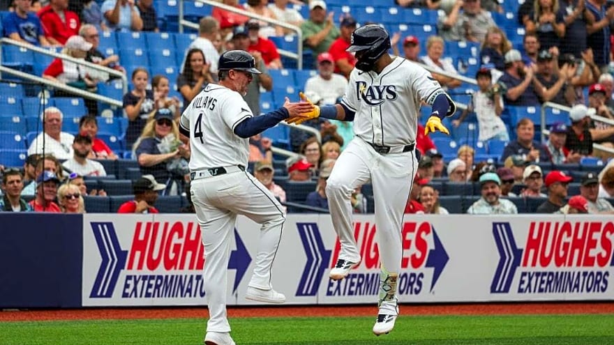 Nick Martinez helps Rays dispatch Reds, his former team