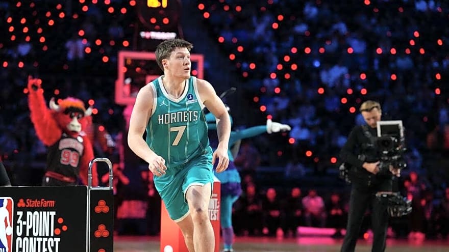 Hot before break, Hornets aim to keep it going vs. Rockets