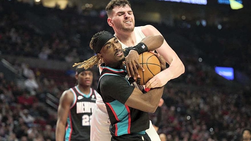 Blazers blow out Grizzlies in first of back-to-back tilts