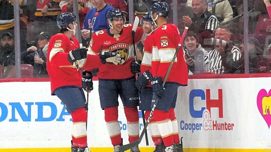 Panthers embark on five-goal first period to wallop Senators
