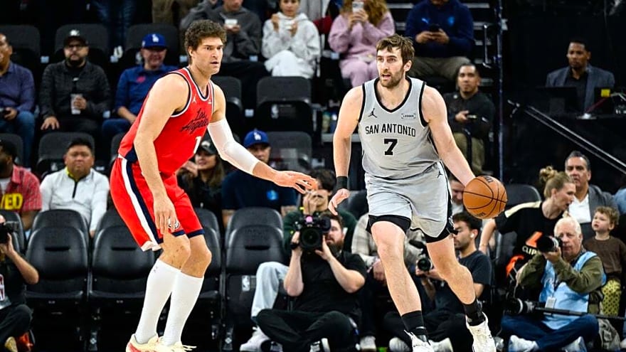 No Victor Wembanyama, but Spurs beat Clippers for 11th straight win