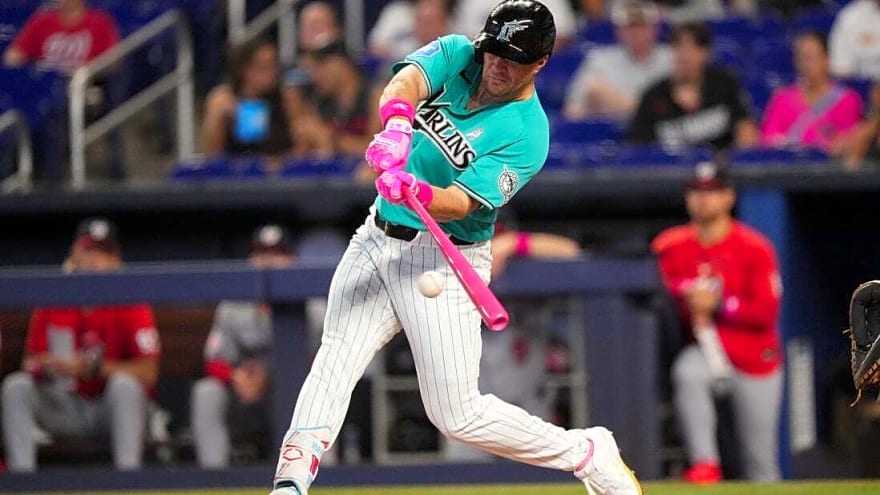 Double steals, clutch hits lift Marlins over Nationals