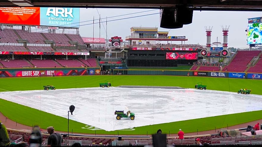 Cards, Reds to play Saturday doubleheader after postponement