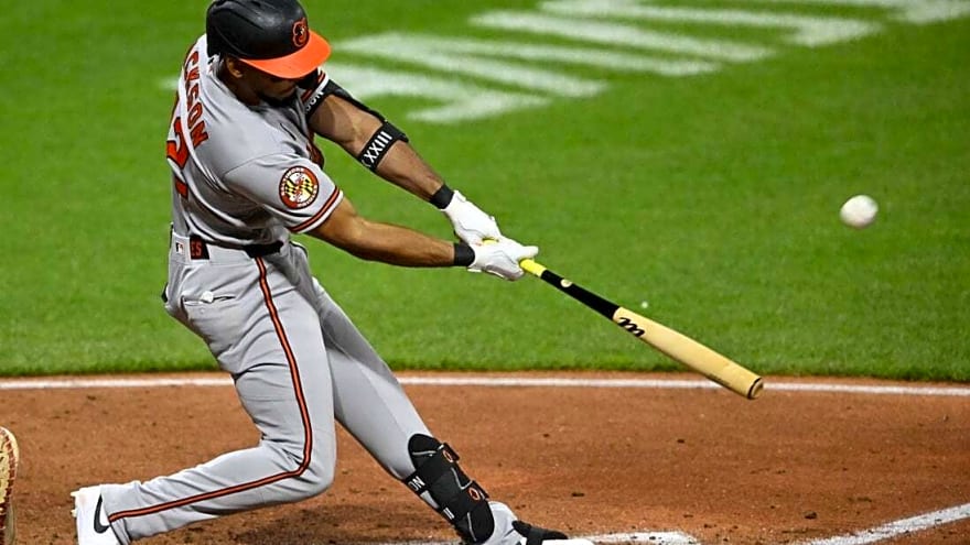 Orioles do all their damage in the eighth, stun Guardians 6-4
