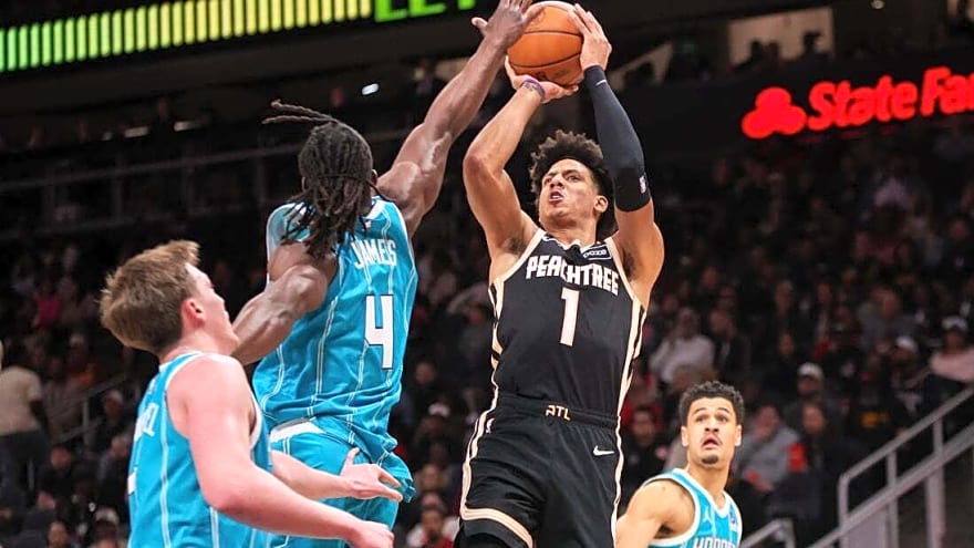 Hornets perform i clutch vs. Hawks, win 9th in a row