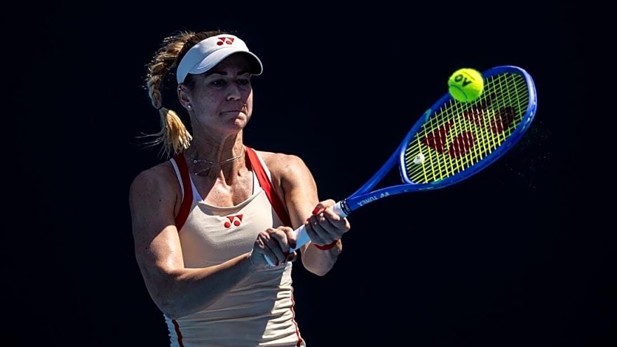 Hungary&#39;s Anna Bondar stuns No. 12 Elina Svitolina in straight sets
