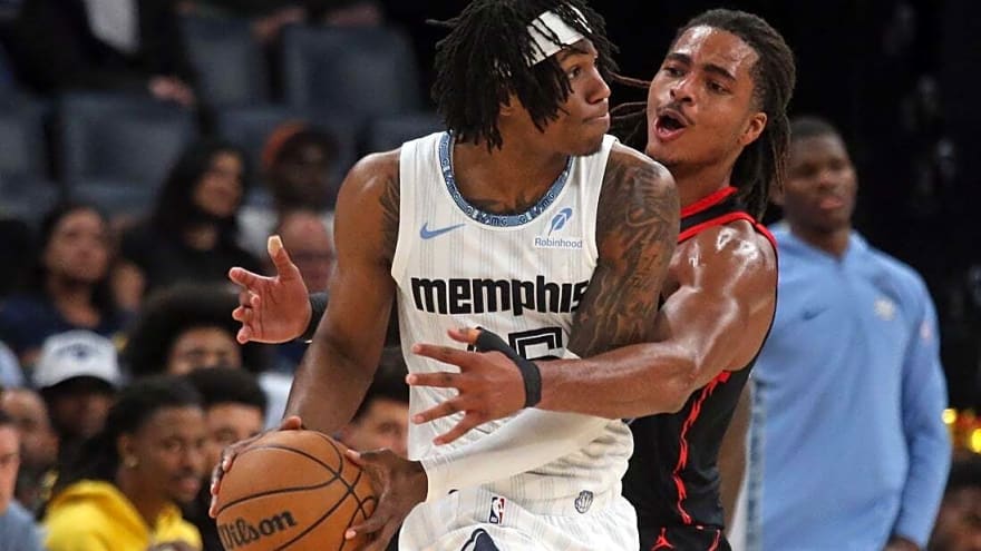 Giannis Antetokounmpo, Bucks at impasse as Grizzlies visit