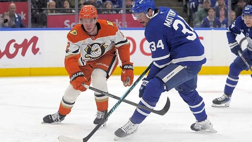 Matthew Knies' 4-point performance powers Maple Leafs past Ducks