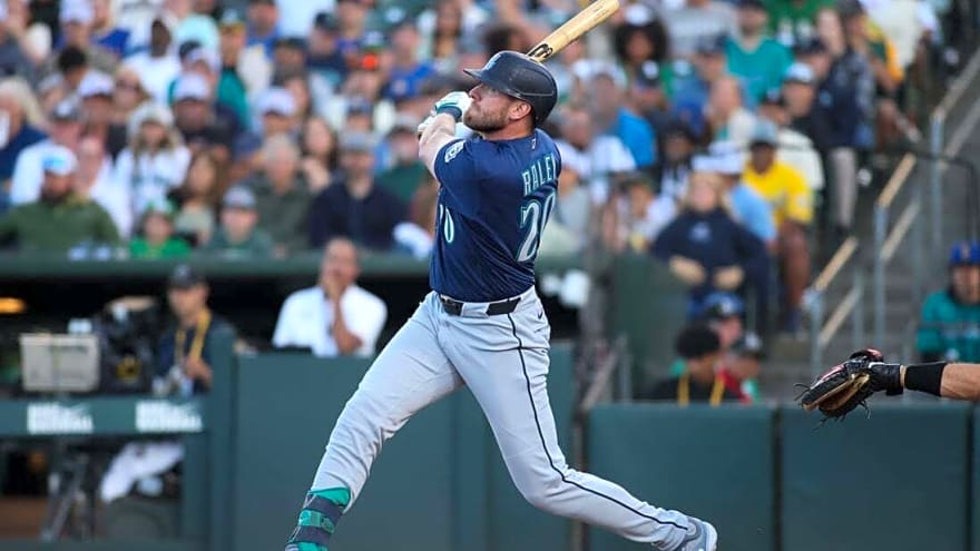 Six-run inning, 4-homer night propel Mariners to blowout of A's