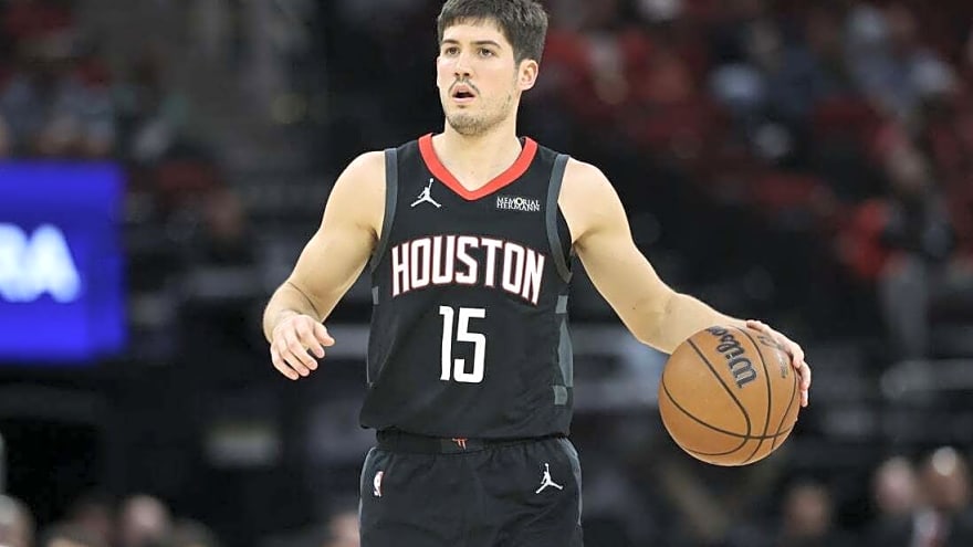 Streaking Reed Sheppard leads Rockets into matchup with Heat