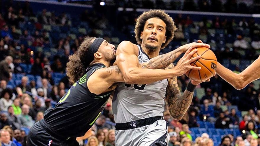 Report: F Jeremy Sochan signing with Knicks after clearing waivers