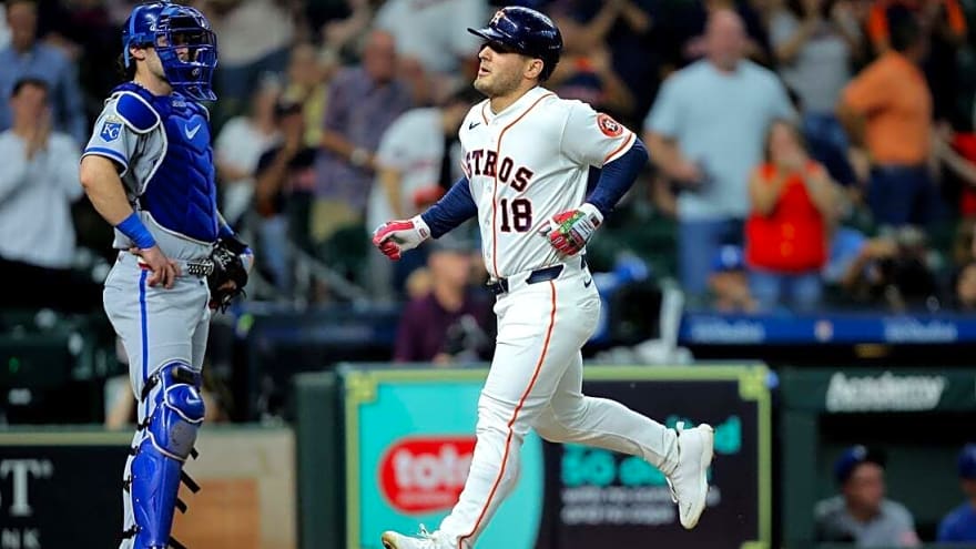 Astros hit season-high five homers, cruise to win over Royals