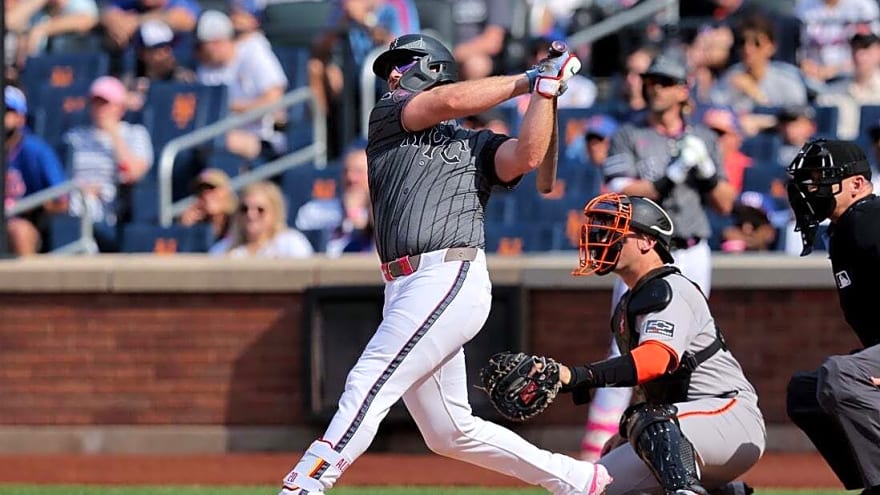 Mets sluggers look to bash Giants again