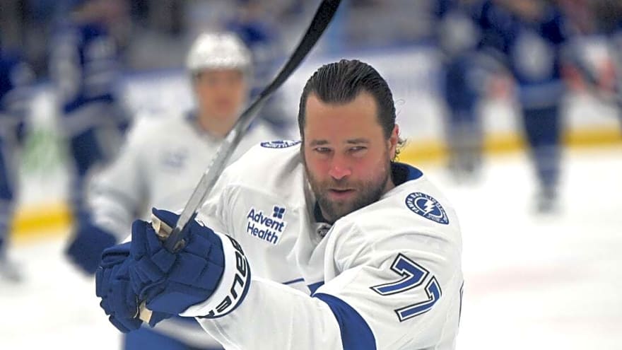 Lightning coach: Victor Hedman 'doubtful' to play in first round