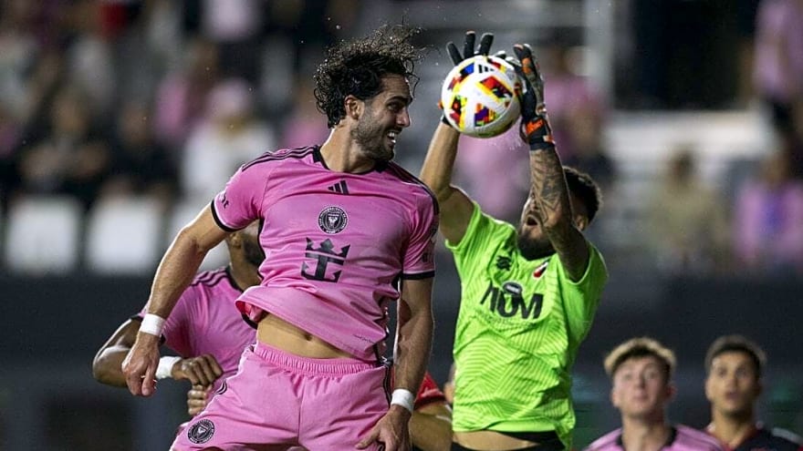 Atlanta United sign Argentine GK Lucas Hoyos