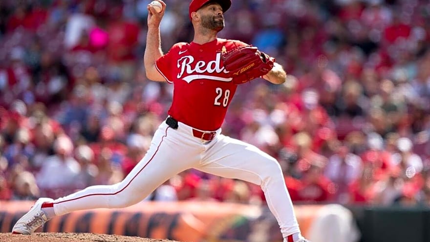 Reports: RHP Nick Martinez, Rays agree to 1-year deal